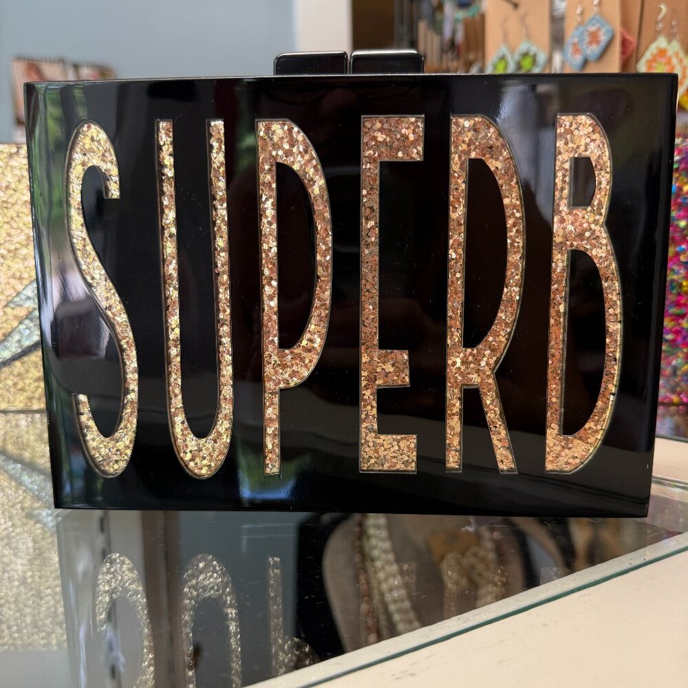 Betsy Dare Superb Clutch